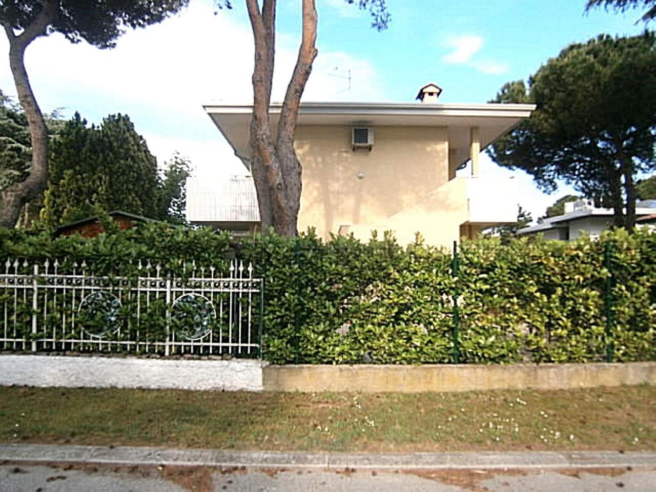 Andrea Appartement Bibione Buitenkant foto